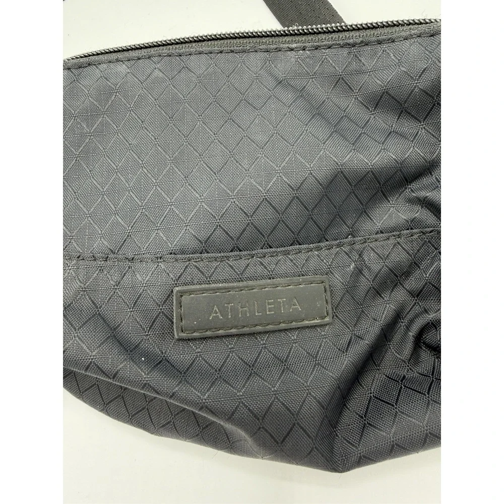 Athleta Crossbody All about Belt Bag The Power Of She Waist Pack Black Nylon Zip